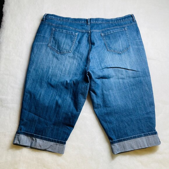 Gloria Vanderbilt Womens Blue Five Pocket Timeless Denim Capri Jeans Size 24W - Picture 9 of 10